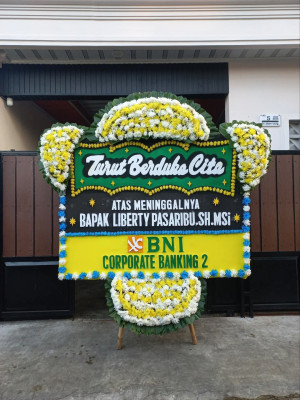 Papan Bunga Duka di Tlogosari Kulon