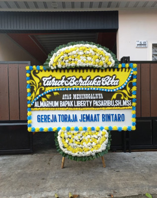 Papan Bunga Duka di Tlogosari Kulon