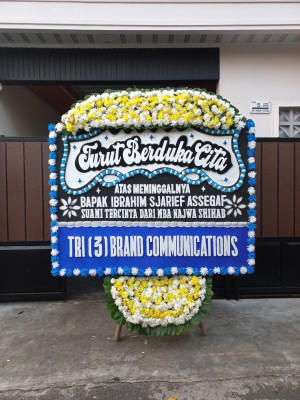 Papan Bunga Duka di Tlogosari Kulon